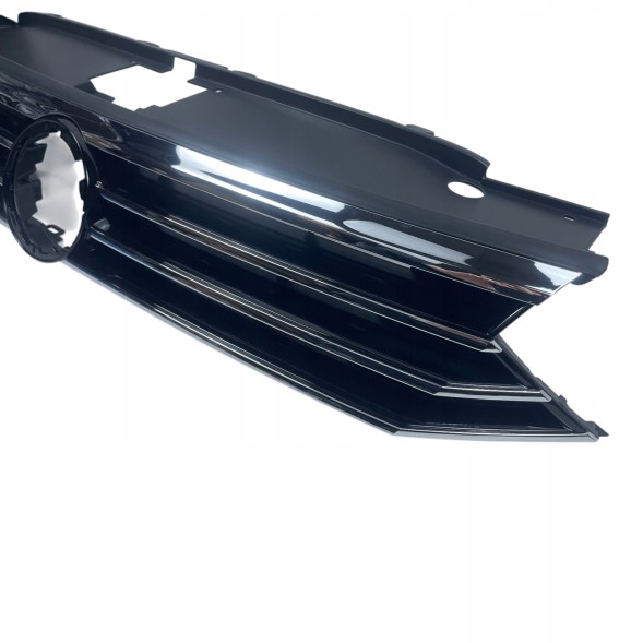 Китай EBP-B8P-003 Решітка радіатора бампера VW Passat B8 highline 2014-19 ХРОМ