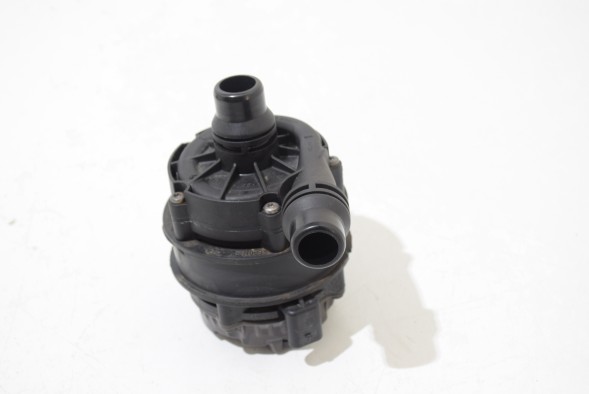 BMW OE 8651288 BMW Bmw g20 g22 g26 g01 g02 g05 g06 g07 b48 b46 b58 додатковий насос водяного насоса