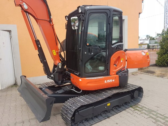Китай 9561001 КОНДИЦІОНЕР ДЛЯ МІНІЕКСКАВАТОРА КУБОТА U55-4