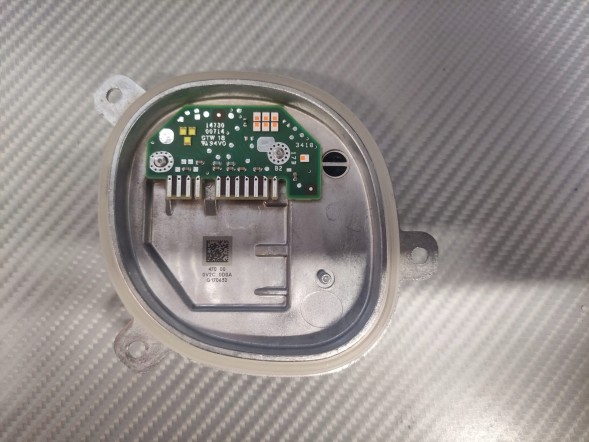 BMW OE MODUŁ LAMPY LED LASER PRAWY BMW 3 G20 G21 8737144 NOWY ORGINAŁ 25,05,25 МОДУЛЬ СВІТЛОДІОДНОЇ ЛАМПИ ЛАЗЕР ПРАВИЙ BMW 3 G20 G21 8737144 ОРГІНАЛ