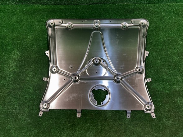 BMW OE 6878581 JACANT94 BMW Z4 G29 ПЛАСТИНА КРИШКИ ПІД ДВИГУН 6878581