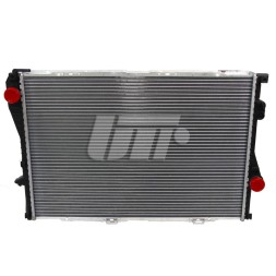 R12240 SATO TECH SATO Радіатор BMW 5 Series E39 94