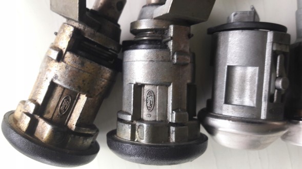 Ford OE 95VB-B-22050-DG КОМПЛЕКТ ЗАМКОВ БЕЗ АВТОСИГНАЛІЗАЦІЇ FORD TRANSIT 93-2000р