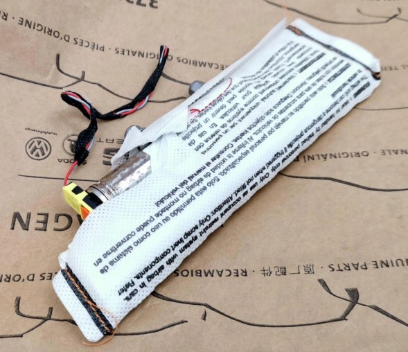 Audi OE 8W0880442E, DWP468604OE Подушка безпеки airbag Audi A4 B9 8W0880442E