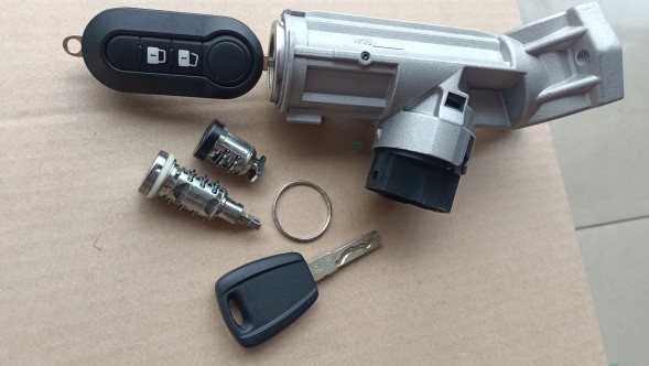 Fiat OE 6000625928 КОМПЛЕКТ ЗАМКОВ НАБІР ЗАМОКІВ ЗАМОК ЗАПАЛЮВАННЯ 5 ШТИРІВ FIAT DUCATO 2006-