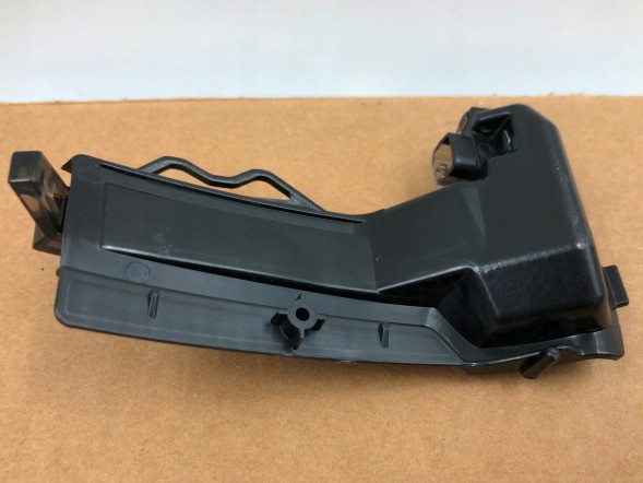 ВОЛЛЕР 81A949102 81A949101 Напрямки dynamic в дзеркала 81a949102 81a949101 для audi q3 2019-2020