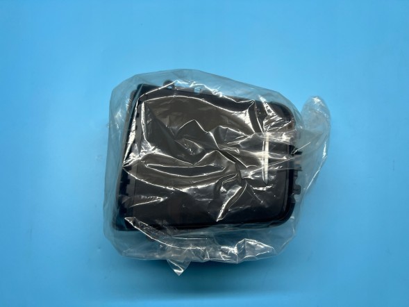 Mercedes-Benz OE 1768100000, A1768100000, A-176-810-00-00, A17681000009H44 ЗБЕРІГАННЯ ПІДСТАВКА ДЛЯ НАПІЮ MERCEDES-BENZ CLA C117 A1768100000