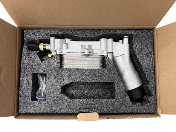 AHE RAD5641654165 Масляний радіатор dodge jeep ram chrysler 2008- 3.6 v6 68105583ad 68105583aa