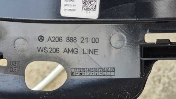 Mercedes-Benz OE GRILL ATRAPA CHŁODNICY MERCEDES C-KLASA W206 2021- AMG LINE BLACK Муляж решітки радіатора GRILL Mercedes C Klasa W206 2021- AMG LINE OE A2068882100