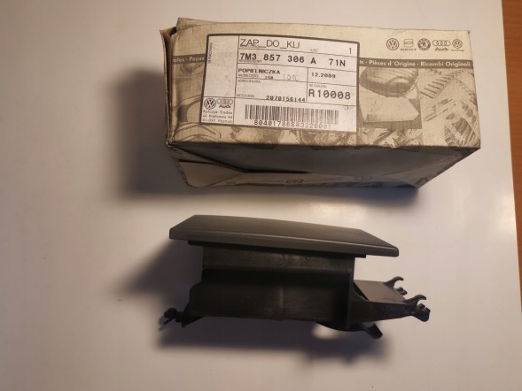Volkswagen OE ПОПІЛЬНИЧКА ЗАДНЯ ПРАВА VW SHARAN SEAT ALHAMBRA 7M3857306A 71N