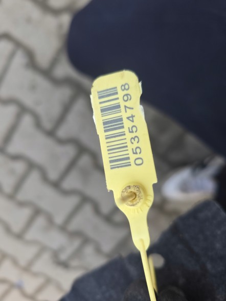 BMW OE NADKOLE OSŁONA PRAWA PRZÓD BMW 5 F10 F11 7186724 QUALI170226 ПІДКРИЛОК ЗАХИСНИЙ ПРАВИЙ ПЕРЕДНІЙ BMW 5 F10 F11 7186724