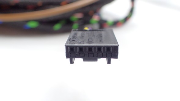 VAG-SYSTEM 8V wiazka haka moduł przycisk НОВИЙ ПРОМІНЬ ГАЧКА AUDI A3 8V + МОДУЛЬ + КНОПКА