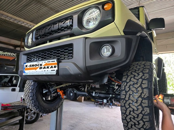XshockDakar XSHC-A4 Амортизатори XshockDakar для SUZUKI JIMNY ЛІФТ +4" - всі моделі