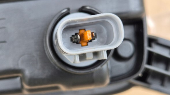 Hyundai OE LAMPA LED DRL LEWA HYUNDAI TUCSON IV LIFT 2024- ZWYKŁA CLEAR Halogen світлодіодна лампа drl hyundai tucson iv 4 lift 2024- oe 92207n7550