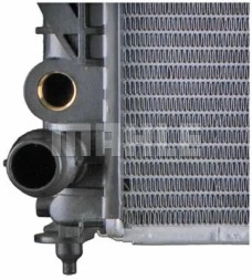 Mahle CR 647 000S Охолоджувач води cr 647 000s mahle audi a4 b5 (8d2)