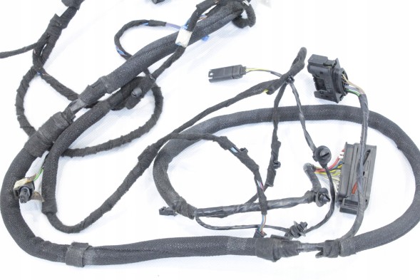 BMW OE 6827318 61126827318 9352509 61129352509 9338263 9339073 ПРОМІНЬ УСТАНОВКА ДВЕРЕЙ ПРАВИЙ ПЕРЕДНІЙ ВОДІЙ BMW i8 I12 6827318