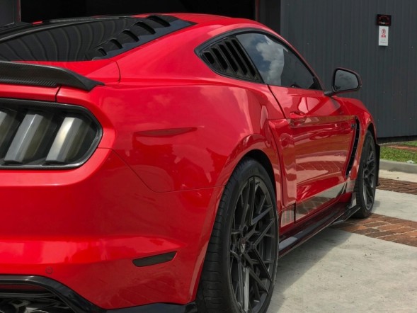 Китай 000-MU15-SSGT500IK Накладки на пороги GT500, матові чорні - Комплект FORD MUSTANG 2015-2023