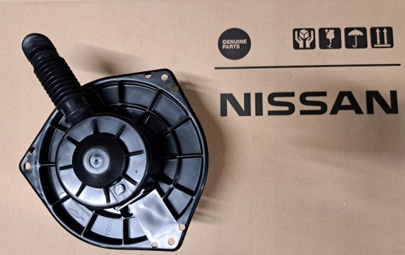 Nissan заводська комплектація WB/27230MB40A Повітродувка припливного вентилятора nissan cabstar оригінал renault maxity