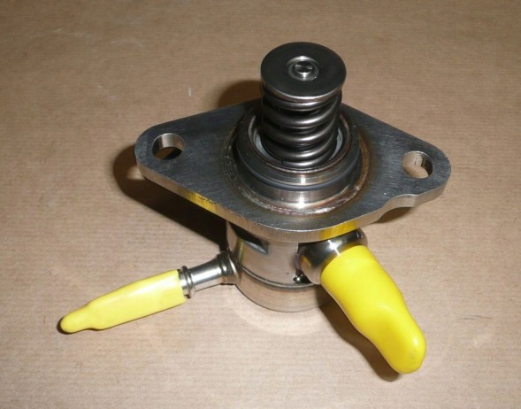 CITROEN 9812133780 Паливний насос c c4 ii р 208,3008 1.2thp 9812133780