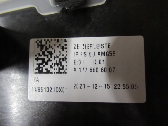 Mercedes-Benz OE A1776806007 A1776807801 MERCEDES W177 AMG СВІТЛОДІОДНА ДЕКОРАТИВНА СТРІГА КОНСОЛІ