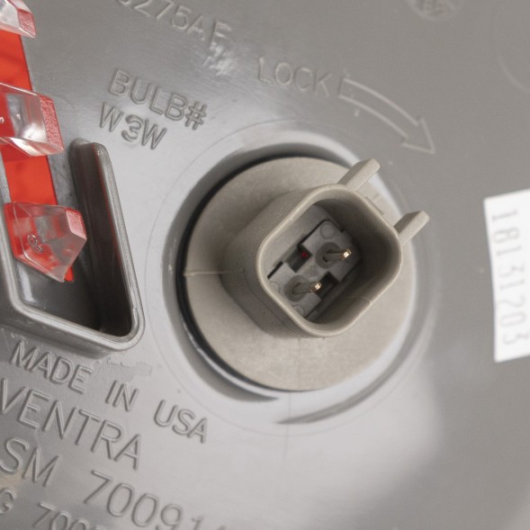 Fiat OE Задній ліхтар Fiat OE K57010275AF