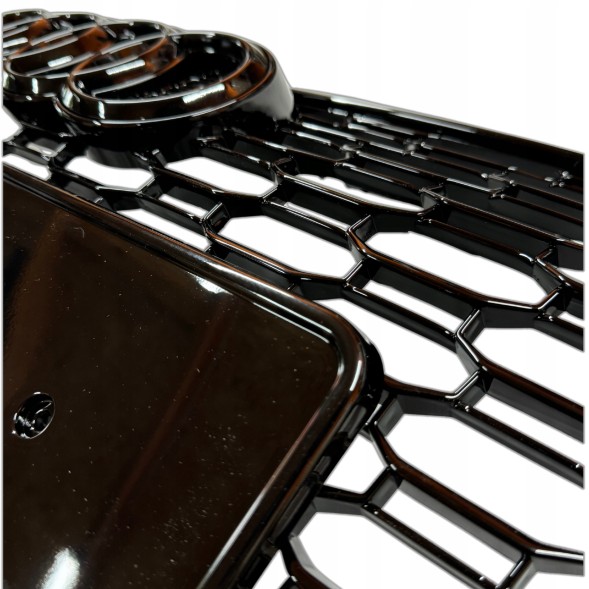 Китай Grill Plaster Miodu Audi A5 8W6 B9 2016-2020 Решітка радіатора Audi A5 8W6 B9 16-20 стільники чорний глянець RS накладка бампера