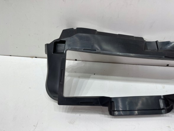 Mercedes-Benz OE MERCEDES A KLASA W177 KIEROWNICA POWIETRZA PRZÓD PRZEDNIA A1778853106 НОВЕ!