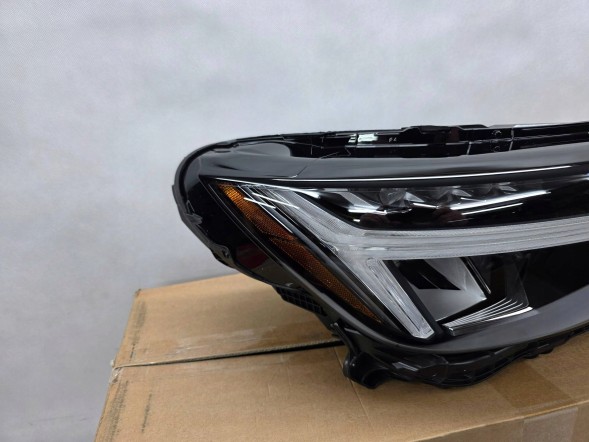 Volvo OE SPP16667 VOLVO XC40 LIFT USA АМЕРИКА ФАРА ПЕРЕДНЯ ПРАВА FULL LED BASE НОВА 32293768