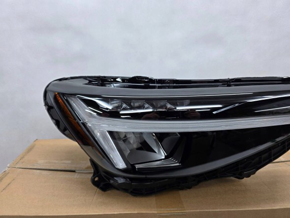 Volvo OE SPP16667 VOLVO XC40 LIFT USA АМЕРИКА ФАРА ПЕРЕДНЯ ПРАВА FULL LED BASE НОВА 32293768