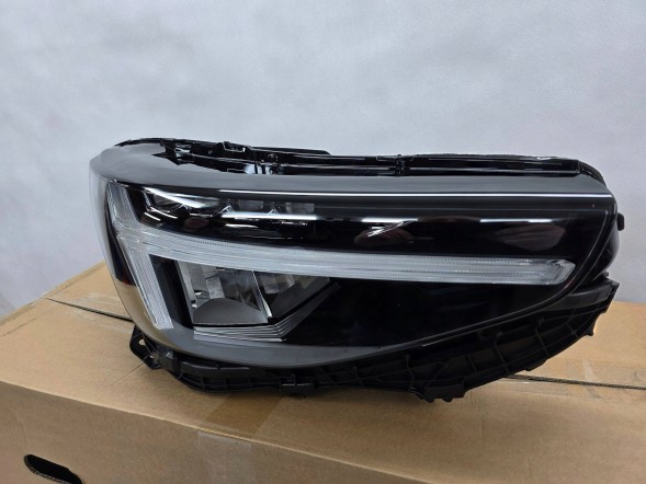 Volvo OE SPP16667 VOLVO XC40 LIFT USA АМЕРИКА ФАРА ПЕРЕДНЯ ПРАВА FULL LED BASE НОВА 32293768