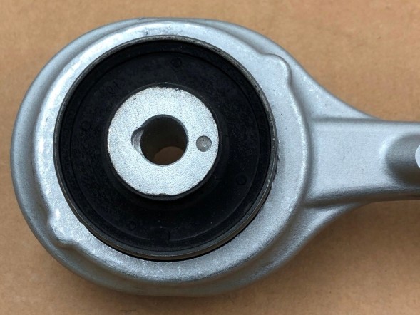 ВОЛЛЕР A2043308111 Стержень вісь фронт лівий a2043308111 для mercedes glk x204 2008-2015 коливач