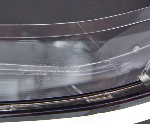 TYC SBM1175L СКЛО ФАРИ ПЕРЕДНЬОЇ ДЛЯ BMW 5 E60/E61 2003-2010 Ліва