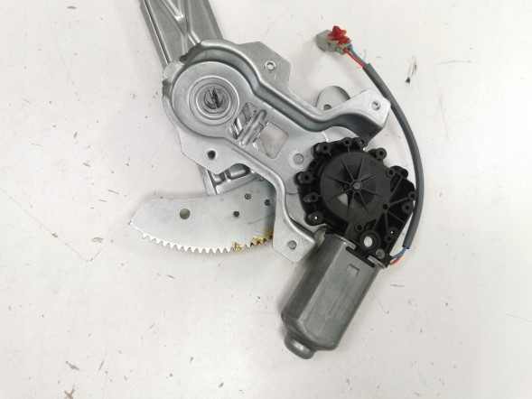 Rover OE Підйомник скла передній правий Honda Civic VI Rover 400 OE CUH102060
