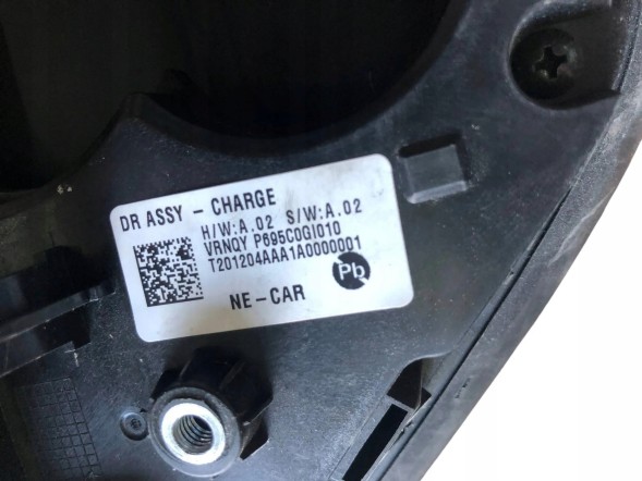 Hyundai OE КРИШКА ГНІЗДА ЗАРЯДКИ HYUNDAI IONIQ 5. 695C0-GI010W3T