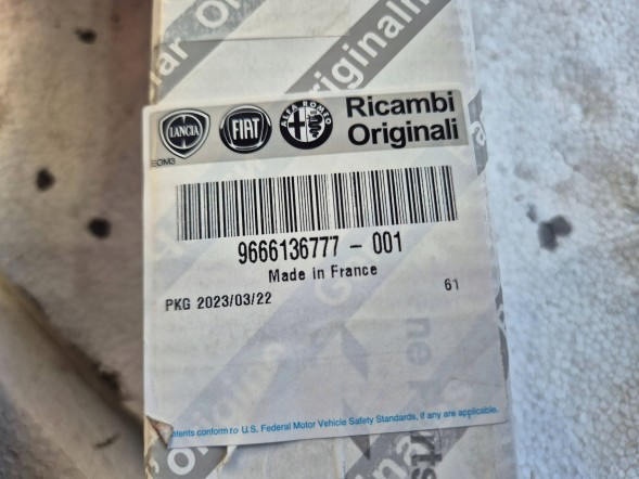 Citroen OE Дисплей радіо EMF A+ 96661367XT / 9666136777 Citroen C3 Picasso 207 CC