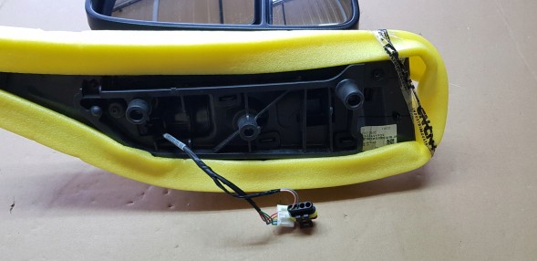 Iveco OE ДЗЕРКАЛО IVECO DAILY 14- ЕЛЕКТРИЧНЕ КОРОТКЕ ПРАВЕ З ПІДІГРІВОМ 5802495909
