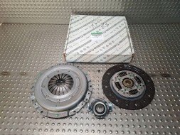 Fiat OE КОМПЛЕКТ ЗЧЕПЛЕННЯ FIAT DOBLO GRANDE PUNTO COMBO CO792627 71793045