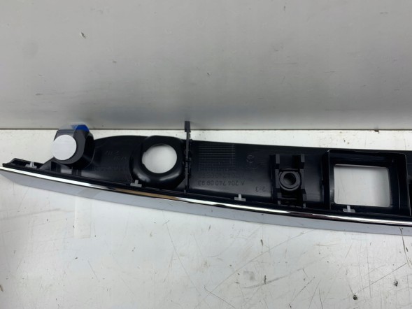 Mercedes-Benz OE A2047402193 НАКЛАДКА БАГАЖНИКА MERCEDES W204 BLENDA НОВА ХРОМ