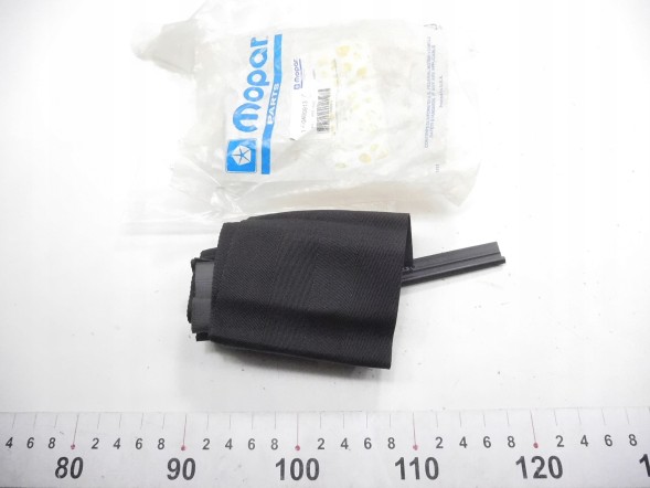 Chrysler OE Килимок консолі MOPAR для Chrysler Sebring 4882913