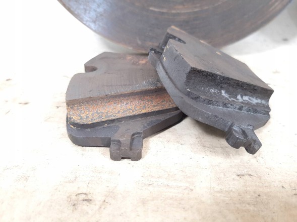 BMW OE 6891079 BMW 2 U06 X1 U11 U10 F70 TARCZA HAMULCOWA PRZÓD PRZEDNIA 307x24 6891079 Гальмівні диски фронт + колодки bmw 1 f70 2 f74 u06 x1 u11 x2 u10 307мм