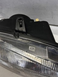 Peugeot OE ФАРА ЛАМПА PEUGEOT 306 '94-'02 ПРАВА 6205Q7 67742365 НОВА ОРИГІНАЛЬНА