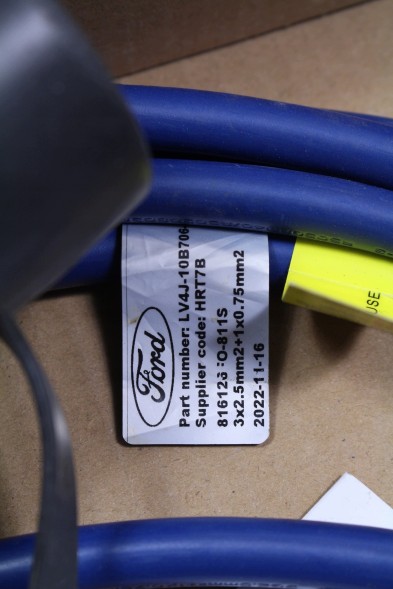Ford OE LV4J-10B706-AA ПРОВІД КАБЕЛЬ ЗАРЯДКИ FORD KUGA ГІБРИД @