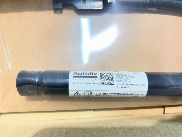 TESLA TECHNICS 1090324E1A pmi150921 КРІПЛЕННЯ ПЕРЕДНЬОГО ПАСУ БЕЗПЕКИ ПРАВЕ TESLA MODEL Y 1090324-E1-A