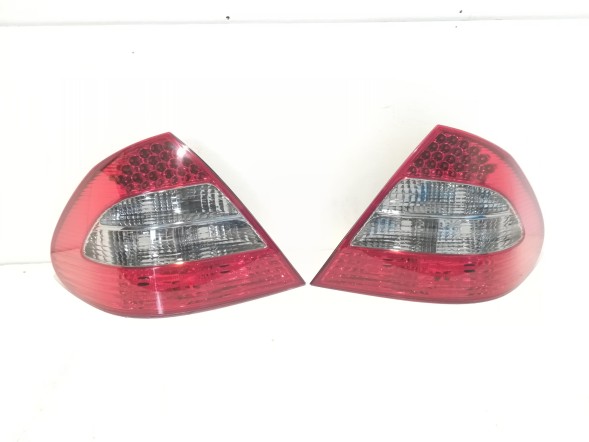 TYC A2118202564 MERCEDES E CLASS W211 06- ЗАДНІЙ ЛІХТАР ЗАДНІЙ СВІТЛОДІОДНИЙ ПІДЙОМНИК