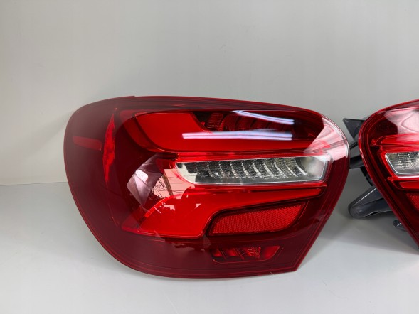 Dac MERCEDES A KLASA W176 W176 LIFT LAMPY LED ZMIANA Z ZWYKŁYCH UPGRADE DAC176 906 2300/2400GZ Задні ліхтарі для MERCEDES A W176 2013-2017, права та ліва сторона, комплект LED, змінені