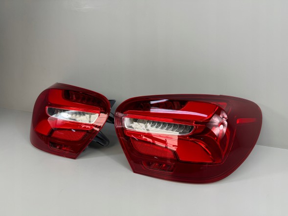Dac MERCEDES A KLASA W176 W176 LIFT LAMPY LED ZMIANA Z ZWYKŁYCH UPGRADE DAC176 906 2300/2400GZ Задні ліхтарі для MERCEDES A W176 2013-2017, права та ліва сторона, комплект LED, змінені