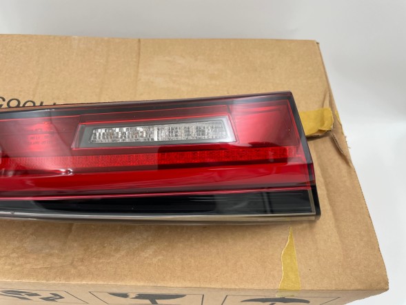 BMW OE KKDA BMW I4 G22 G23 G26 LAMPA LEWA TYŁ 7477607 BMW I4 G22 G23 G26 ЛІВИЙ ЗАДНІЙ ЛІХТАР 7477607