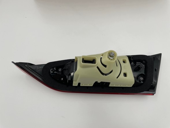 BMW OE KKDA BMW I4 G22 G23 G26 LAMPA LEWA TYŁ 7477607 BMW I4 G22 G23 G26 ЛІВИЙ ЗАДНІЙ ЛІХТАР 7477607
