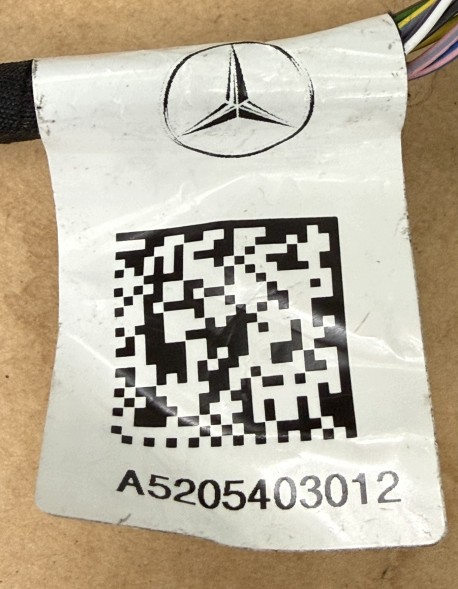 Mercedes-Benz OE mercedes c klasa w520 wiązka zderzaka przód a5205403012 czujniki pdc oryginał oem oe mercedes c klasa MERCEDES C-клас W205 ДРІТ ЗІ ЗЧУТЛИВИМИ ПАРКУВАЛЬНИМИ ДАТЧИКАМИ PDC ПЕРЕДНЬОГО БАМПЕРА A5205403012