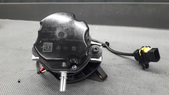 Mercedes-Benz OE A0004304200 Насос підтиску мерседес w254 a254 w213